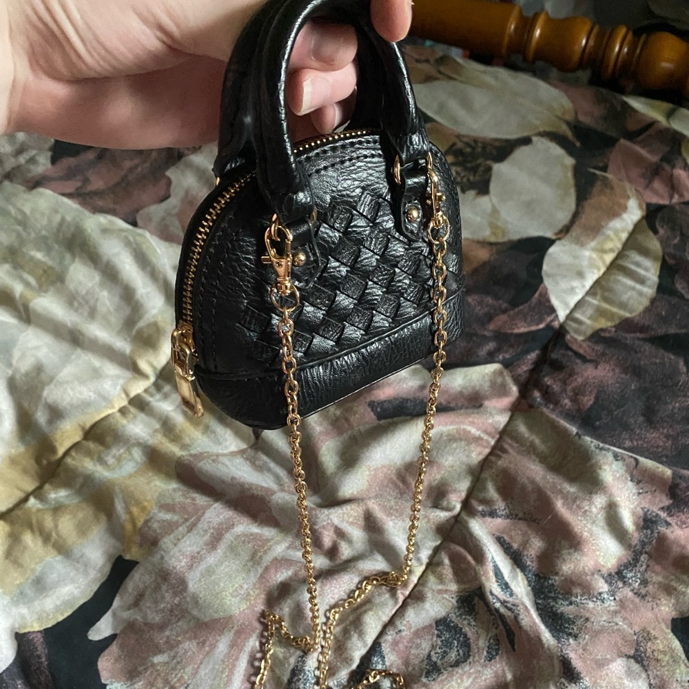 Fashion nova mini purse